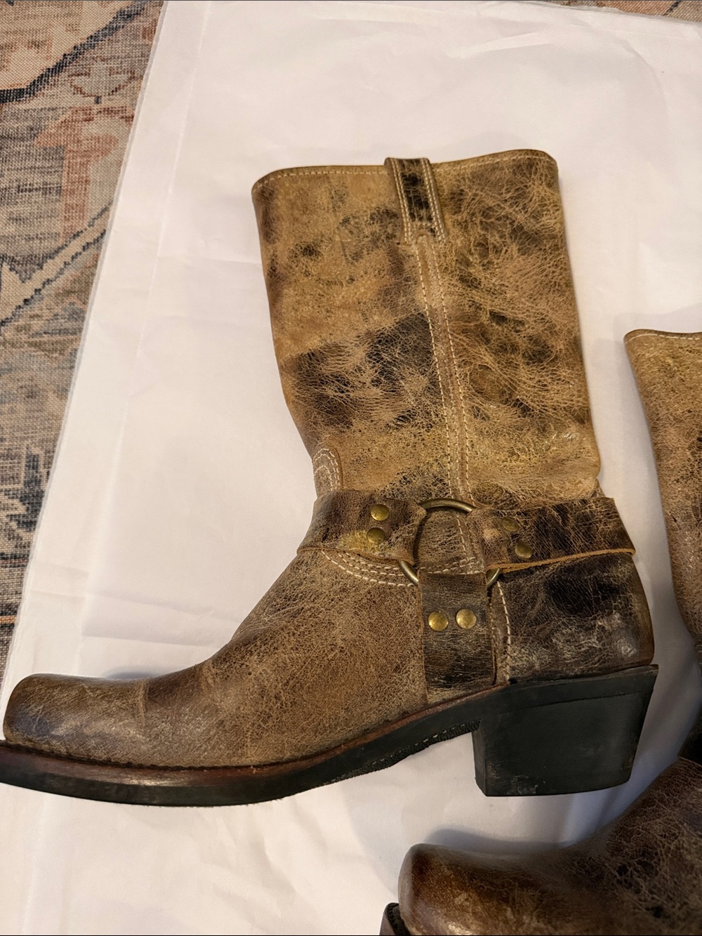 Frye Harness 12R Boots Women’s Distressed Tan brown Leather 9.5 - Picture 4 of 14